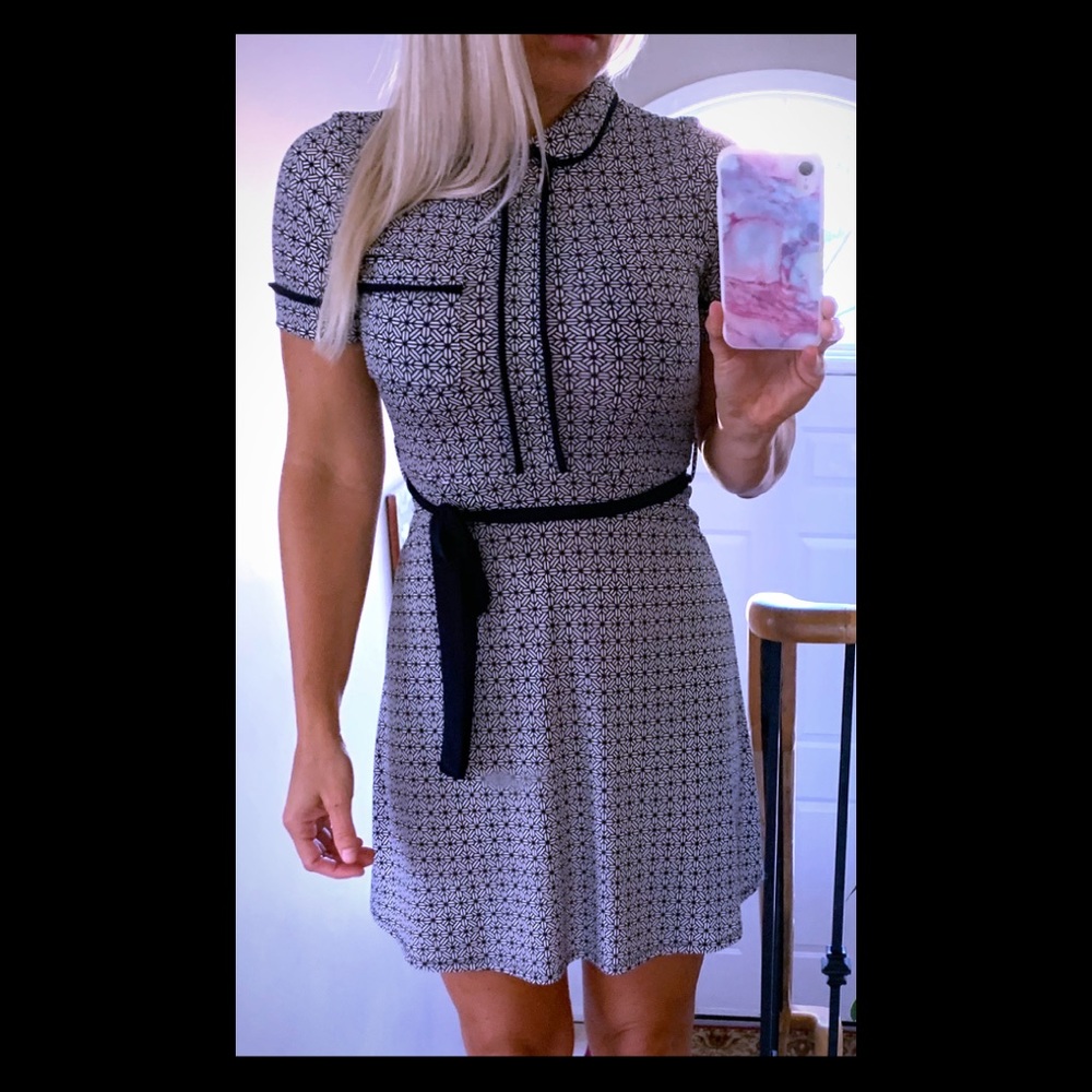 Funky Dress with Vintage Look! 🕶